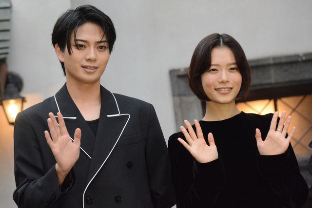 杉咲花・多部未華子・岩瀬洋志、旧細川公爵邸に登場！海野つなみ原作「クロエマ」配信記念イベント（8枚目）