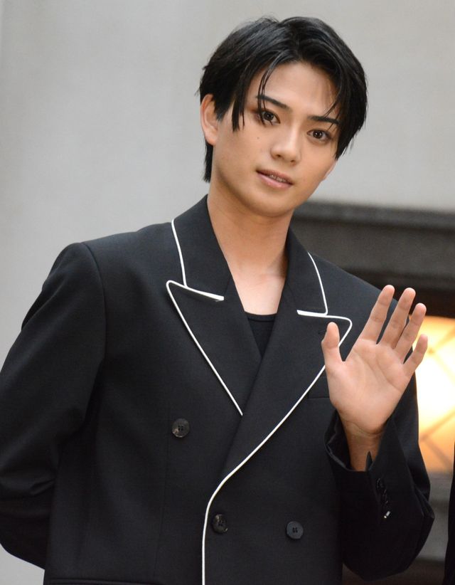杉咲花・多部未華子・岩瀬洋志、旧細川公爵邸に登場！海野つなみ原作「クロエマ」配信記念イベント（11枚目）