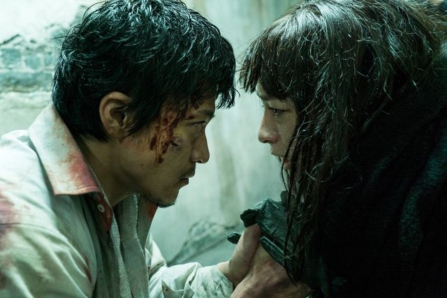 これが妻夫木聡演じるカエル男…！映画『ミュージアム』フォトギャラリー（7枚目）