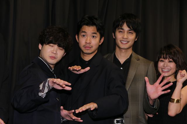 超仲良し！太賀、中村蒼、矢本悠馬がノリノリで写真撮影！（3枚目）