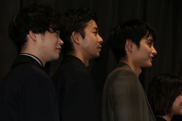 超仲良し！太賀、中村蒼、矢本悠馬がノリノリで写真撮影！（18枚目）