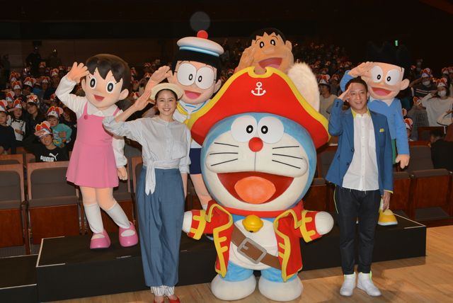 長澤まさみ、ドラえもんを“フリ”に使う！　画像ギャラリー（7枚目）
