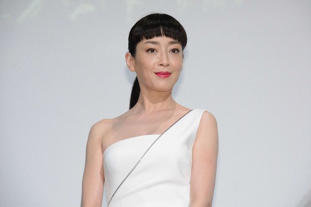 美しい…宮沢りえが純白のドレスで登場！フォトギャラリー：フォトギャラリー