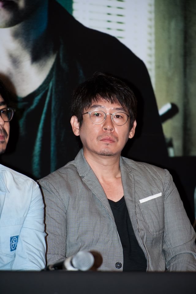 『監視者たち』チョン・ウソン、17人対1人のアクションシーンで苦労＜韓国JPICTURES＞（10枚目）