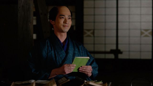 第15回より青本づくりに着手する蔦重（横浜流星）