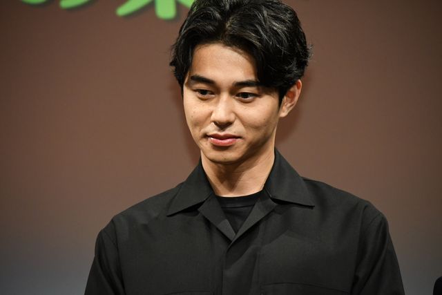 東出昌大と小手伸也、めっちゃ笑顔！「コンフィデンスマンJP」ドラマイッキ見イベント（6枚目）