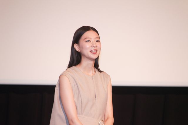MEGUMI、圧巻の美！片山友希、YOUらと映画『FUJIKO』舞台あいさつ（6枚目）