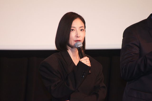 MEGUMI、圧巻の美！片山友希、YOUらと映画『FUJIKO』舞台あいさつ（12枚目）