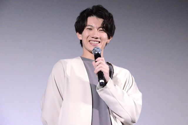 高橋健介＆赤澤遼太郎の仲良しショット！『アキはハルとごはんを食べたい 2杯目！』公開記念舞台あいさつ（8枚目）