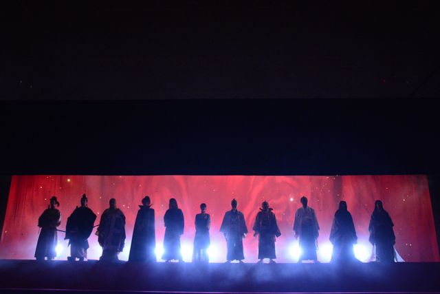 壮観！浜辺美波、赤楚衛二ら1,600人の前に役衣装でズラリ『もしも徳川家康が総理大臣になったら』完成披露（2枚目）