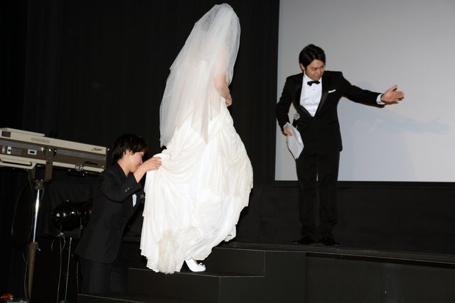 武井咲のウエディングドレス姿！フォトギャラリー（4枚目）