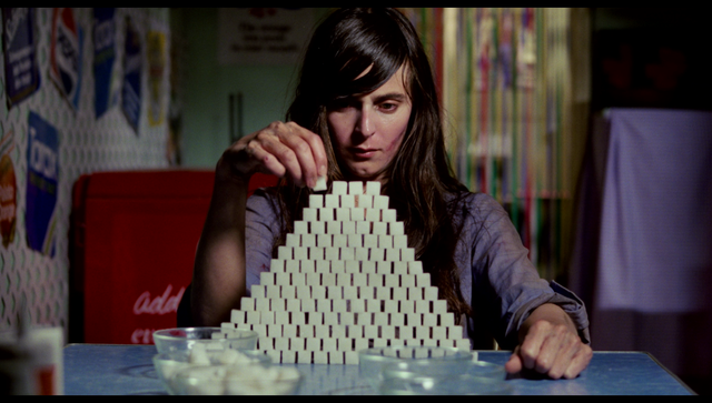 邪悪な“何か”が潜む屋敷で…恐ろしすぎる『悪夢の系譜』場面写真＜8枚＞（2枚目）