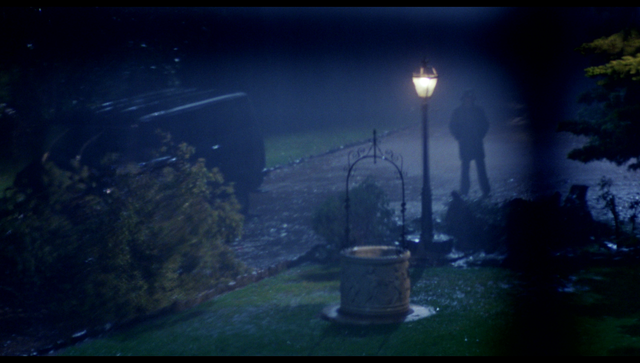 邪悪な“何か”が潜む屋敷で…恐ろしすぎる『悪夢の系譜』場面写真＜8枚＞（8枚目）