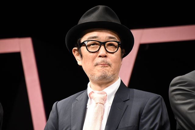 広瀬すず＆吉沢亮、ポーズ決める！映画『一度死んでみた』完成披露ミサ（11枚目）