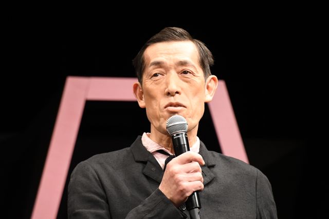 広瀬すず＆吉沢亮、ポーズ決める！映画『一度死んでみた』完成披露ミサ（17枚目）