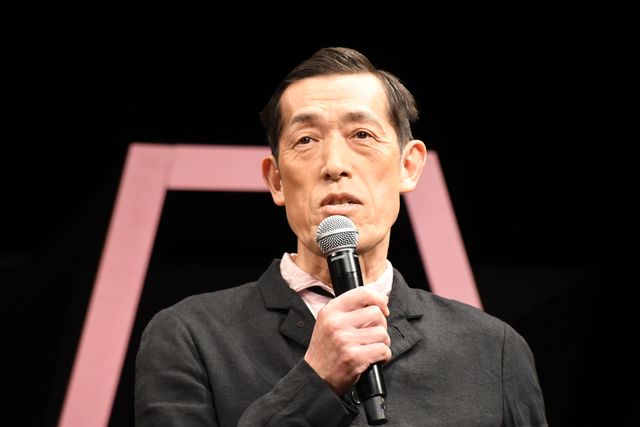 広瀬すず＆吉沢亮、ポーズ決める！映画『一度死んでみた』完成披露ミサ（18枚目）