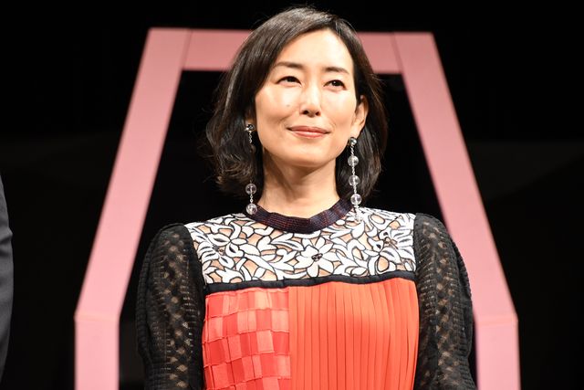 広瀬すず＆吉沢亮、ポーズ決める！映画『一度死んでみた』完成披露ミサ（19枚目）