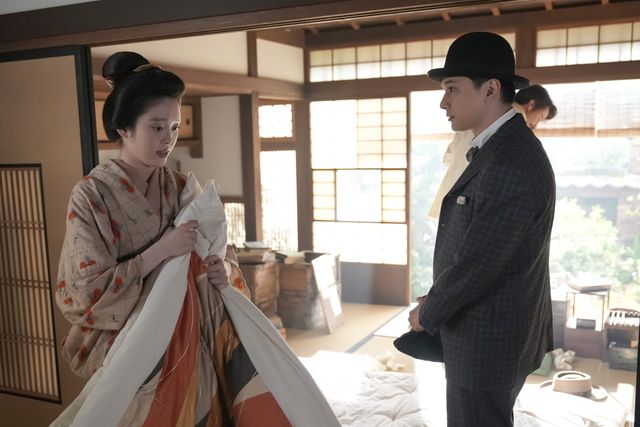 恐怖と緊張の女中生活…朝ドラ「ばけばけ」第7週「オトキサン、ジョチュウ、OK？」第32回：フォトギャラリー