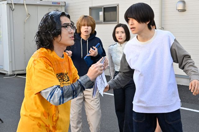 変身するりんね、隣にはラケシス！「仮面ライダーガッチャード」第39話場面カット（3枚目）