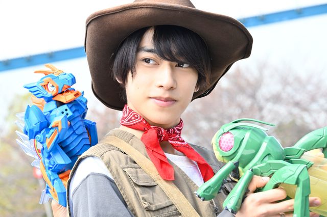 変身するりんね、隣にはラケシス！「仮面ライダーガッチャード」第39話場面カット（4枚目）