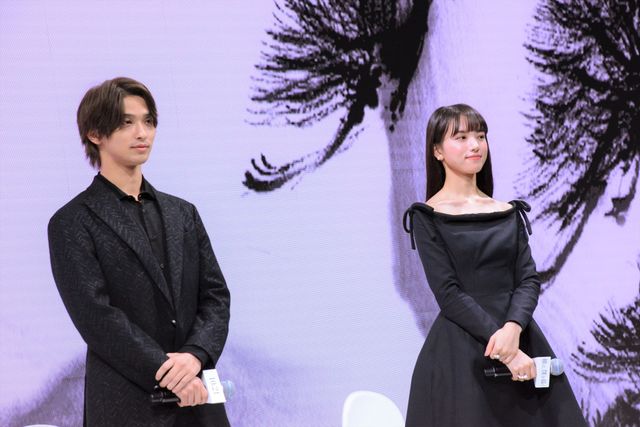 横浜流星、清原果耶ら黒コーデで登壇！『線は、僕を描く』完成報告会：フォトギャラリー