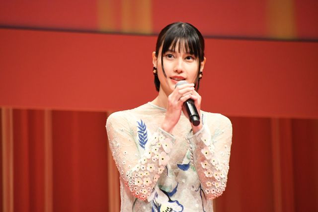 イザベル・ユペール「映画も私たちを必要としている」第34回東京国際映画祭オープニングセレモニー（10枚目）