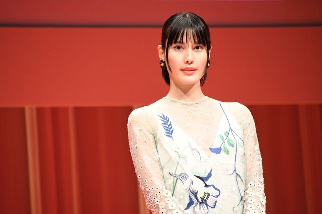 イザベル・ユペール「映画も私たちを必要としている」第34回東京国際映画祭オープニングセレモニー（14枚目）