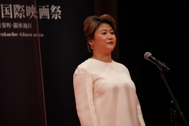 イザベル・ユペール「映画も私たちを必要としている」第34回東京国際映画祭オープニングセレモニー（26枚目）