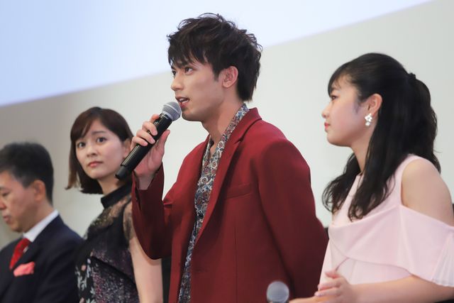 竹内涼真、初主演コンビを称賛！『初恋ロスタイム』完成披露上映会（4枚目）