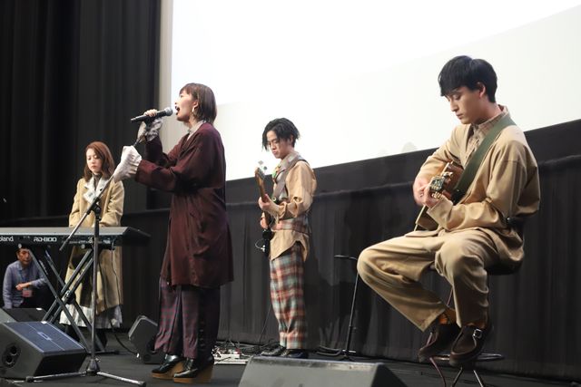 竹内涼真、初主演コンビを称賛！『初恋ロスタイム』完成披露上映会（7枚目）