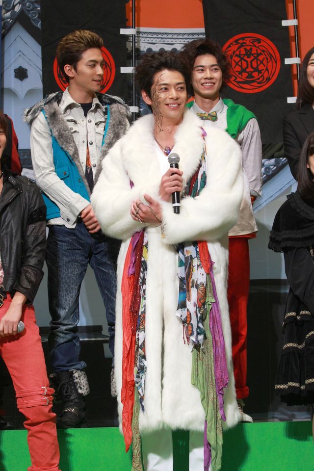 鎧武とウィザードがバトンタッチ！『仮面ライダー×仮面ライダー』完成披露舞台あいさつ（5枚目）