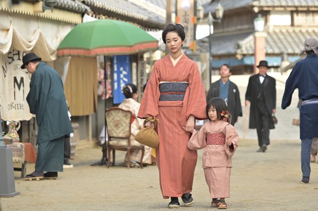 【画像5枚】朝ドラ「風、薫る」すがりつく直美（上坂樹里）だが断られ…第9回場面写真（4枚目）