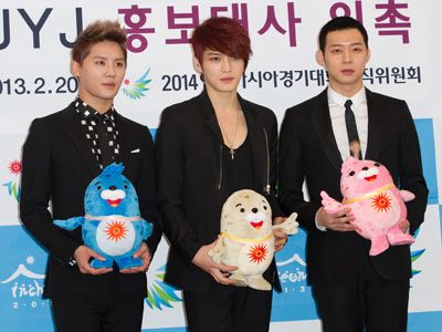 「2014 仁川アジア競技大会」広報大使に任命！ - 左からジュンス、ジェジュン、ユチョン