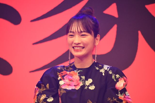 大量の“雨男”出現、本編上映もナシ！間宮祥太朗＆佐藤二朗ら登壇『変な家』変な報告会（9枚目）