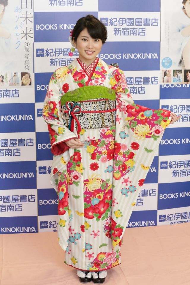 志田未来、恋も解禁へ。成人式を前に、強い結婚願望を明かす　画像ギャラリー（2枚目）