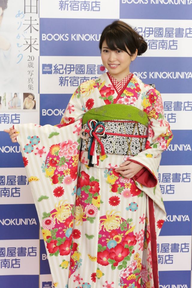 志田未来、恋も解禁へ。成人式を前に、強い結婚願望を明かす　画像ギャラリー（5枚目）