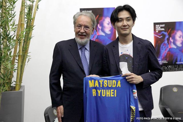 元サッカー少年の松田龍平、イタリアでセリエA観戦に大興奮！　ギャラリー（4枚目）