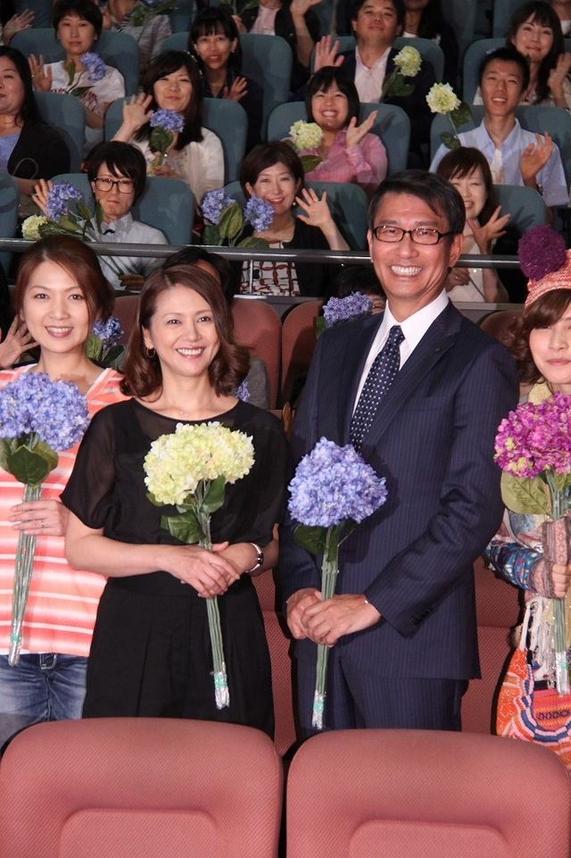 小泉今日子・中井貴一・内田有紀・飯島直子フォトギャラリー（16枚目）