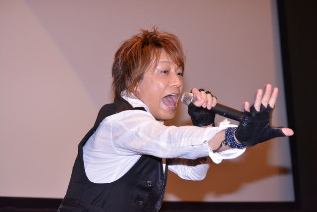 デカレンジャー6人そろって劇中衣装で登場！フォトギャラリー（15枚目）