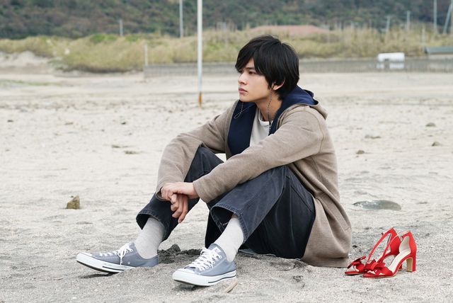 永野芽郁＆北村匠海の肩寄せショット！映画『君は月夜に光り輝く』場面写真＜全10枚＞（6枚目）