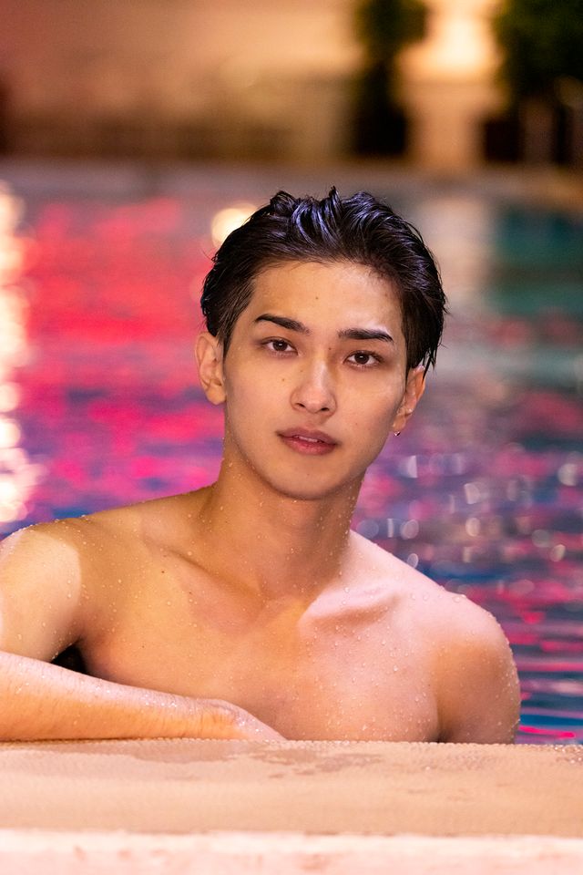 横浜流星パーソナルブック「流々自適」収録カット＆特典絵柄（4枚目）