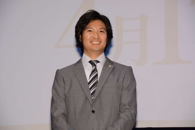 片桐仁、魚をぶら下げ登場…松本潤、榮倉奈々ら登壇「99.9-刑事専門弁護士-」完成披露試写会ギャラリー（5枚目）