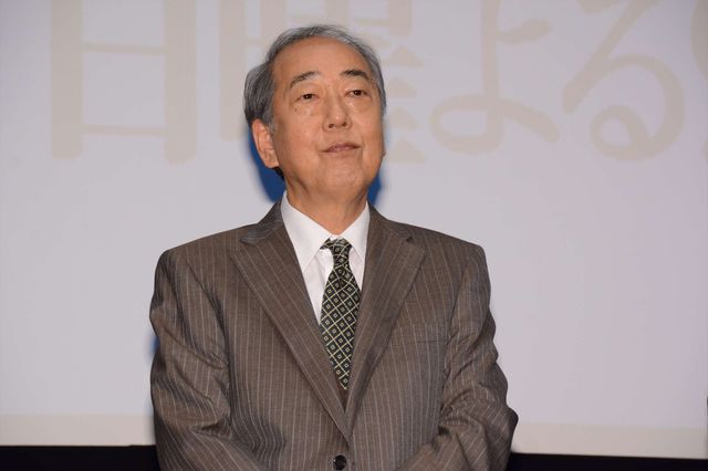 片桐仁、魚をぶら下げ登場…松本潤、榮倉奈々ら登壇「99.9-刑事専門弁護士-」完成披露試写会ギャラリー（6枚目）