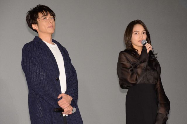 高橋一生＆川口春奈が仲良く登場！『九月の恋と出会うまで』号泣試写会（2枚目）