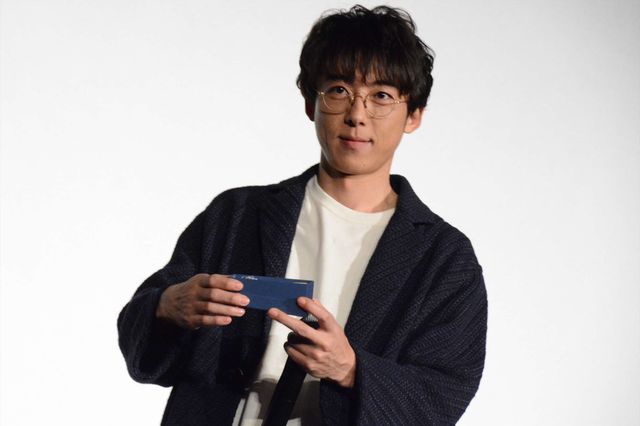 高橋一生＆川口春奈が仲良く登場！『九月の恋と出会うまで』号泣試写会（18枚目）