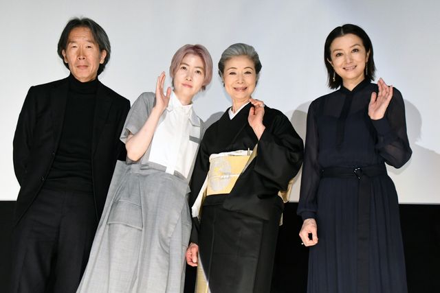シム・ウンギョンにとって初めての日本映画の撮影現場となった『椿の庭』初日舞台あいさつ（10枚目）