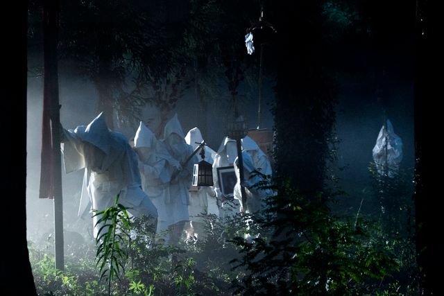 ディズニープラス「ガンニバル」恐ろしすぎる場面写真　柳楽優弥演じる阿川の初ビジュアルも（2枚目）