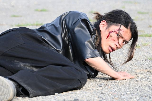 黒いツムリ登場…「仮面ライダーギーツ」第46話「創世VIII：さよなら、ミッチー」（2枚目）