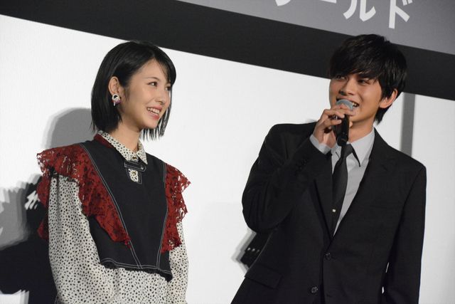 美男美女！浜辺美波、北村匠海、松坂桃李、福原遥が笑顔で盛り上がる！（11枚目）