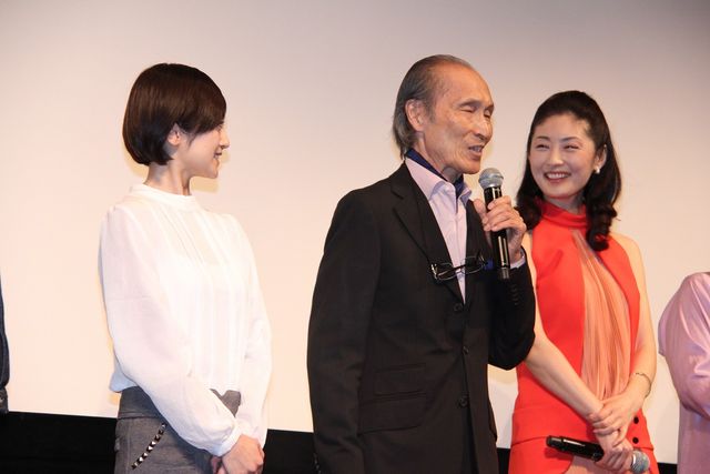 常盤貴子、ガッツポーズ！映画『野のなななのか』完成披露試写会フォトギャラリー（18枚目）